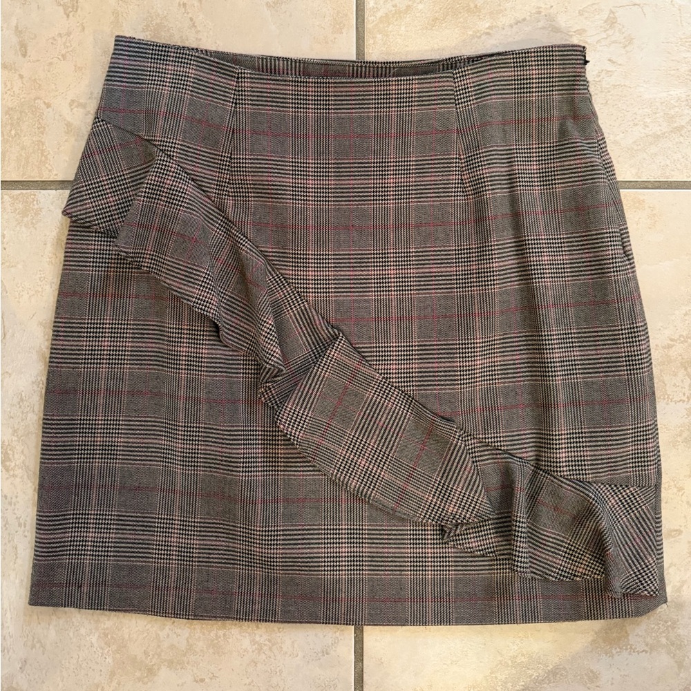 CeCe Black and Gray Plaid Pencil Skirt